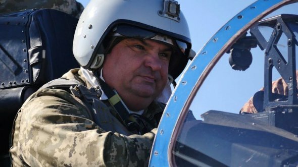 В Умані провели в останню путь українського пілота, який загинув під час польоту