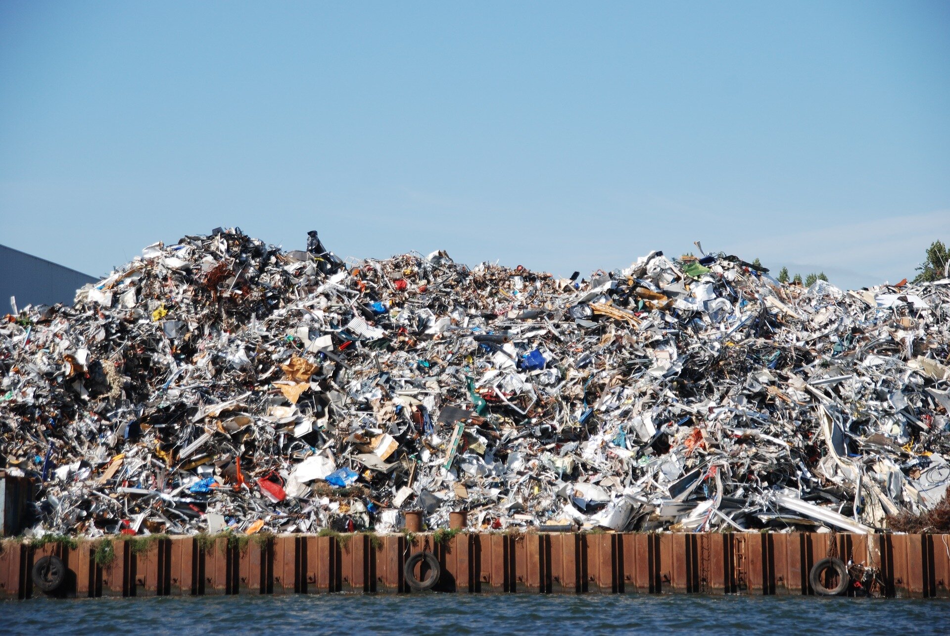 Уманців запрошують користуватися безкоштовним екододатком для сортування сміття (Фото)
